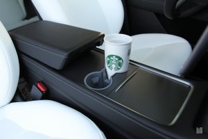 Tesla Model 3 / Model Y Cup Holder 3D Liner