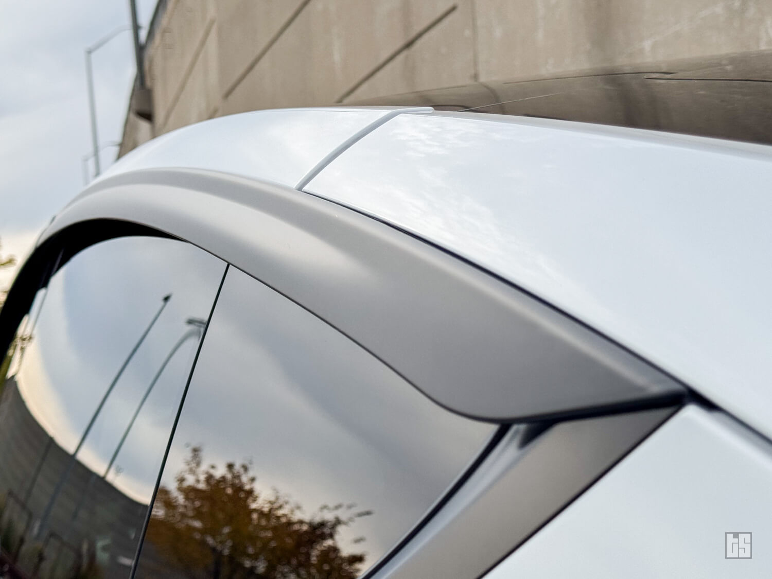 Tesloid Tesla Model Y Window Visors - Rain Guard Wind Deflectors